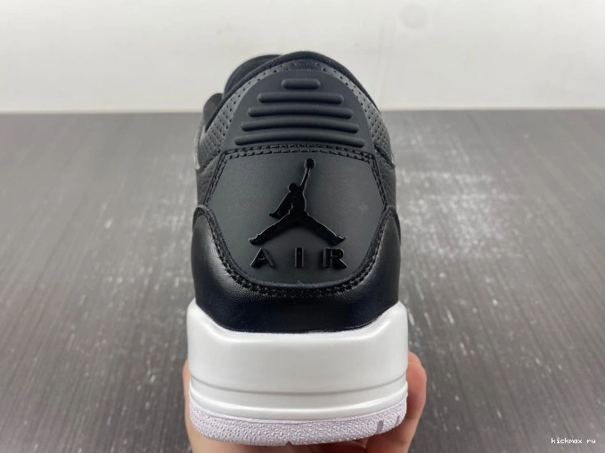 Rep Retro (2016) Cyber Jordan Monday 136064-020 3 0629
